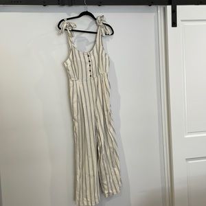 Free people tie sleeve jumpsuit, worn once, size 4